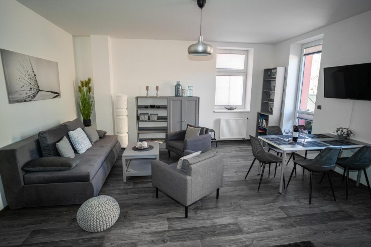 Apartmanovy Dum Sklipek Trutnov Exterior foto