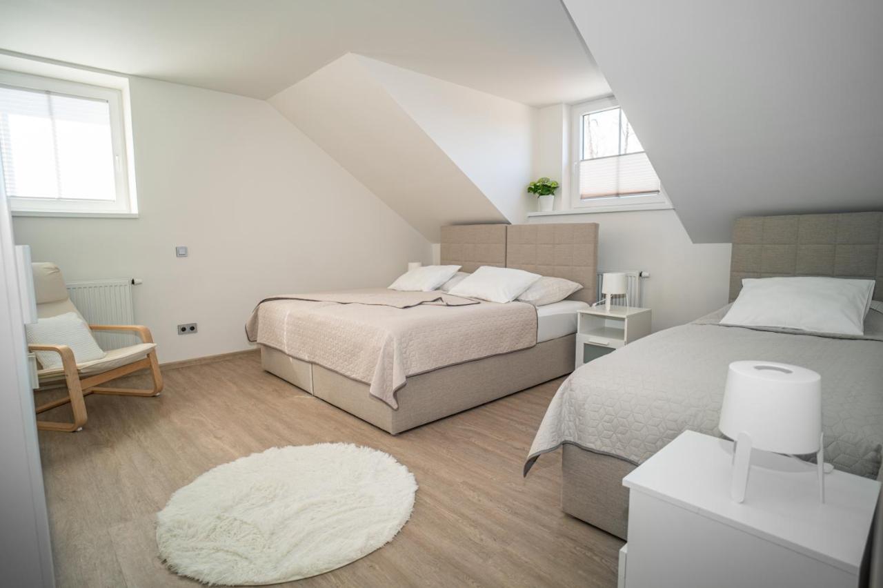 Apartmanovy Dum Sklipek Trutnov Exterior foto