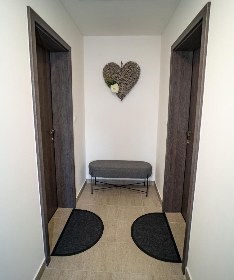 Apartmanovy Dum Sklipek Trutnov Exterior foto