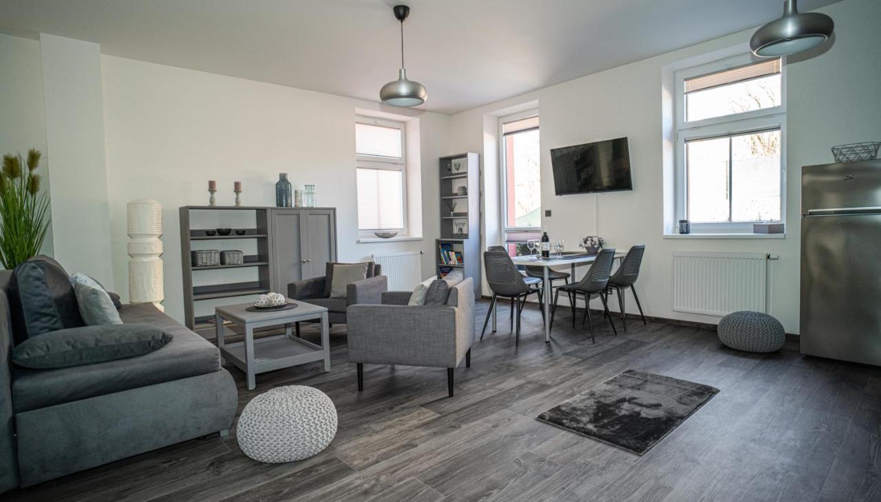 Apartmanovy Dum Sklipek Trutnov Exterior foto